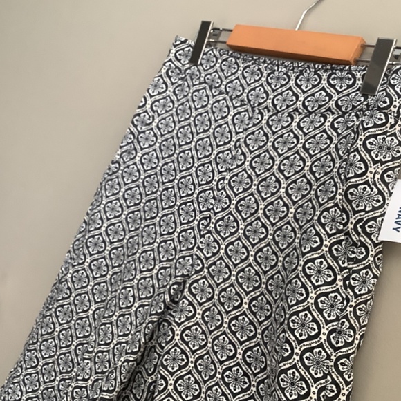 NWT-Old Navy Playa Pants - Picture 2 of 11